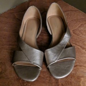 Naturalizer N5 comfort gold sandals